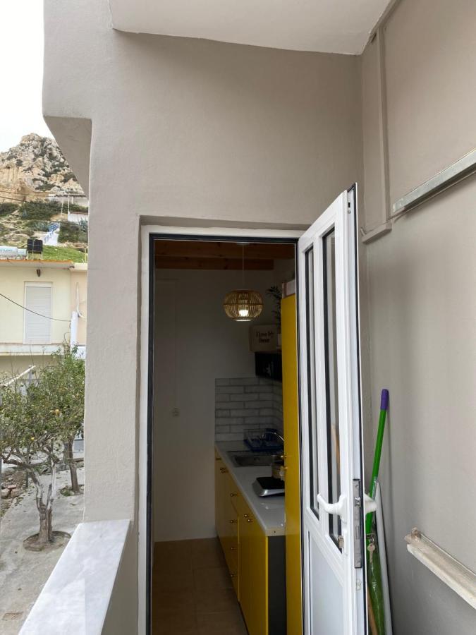 מטלה Square Studios Georgia מראה חיצוני תמונה